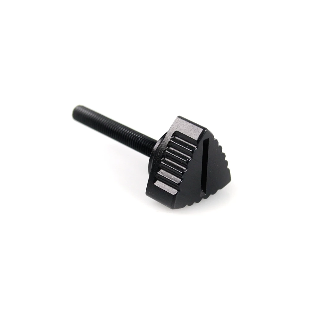 Seitenschutzschraube M5 x 36.5mm (CNC-1 Stück) in schwarz- eloxiert zu Puch Maxi